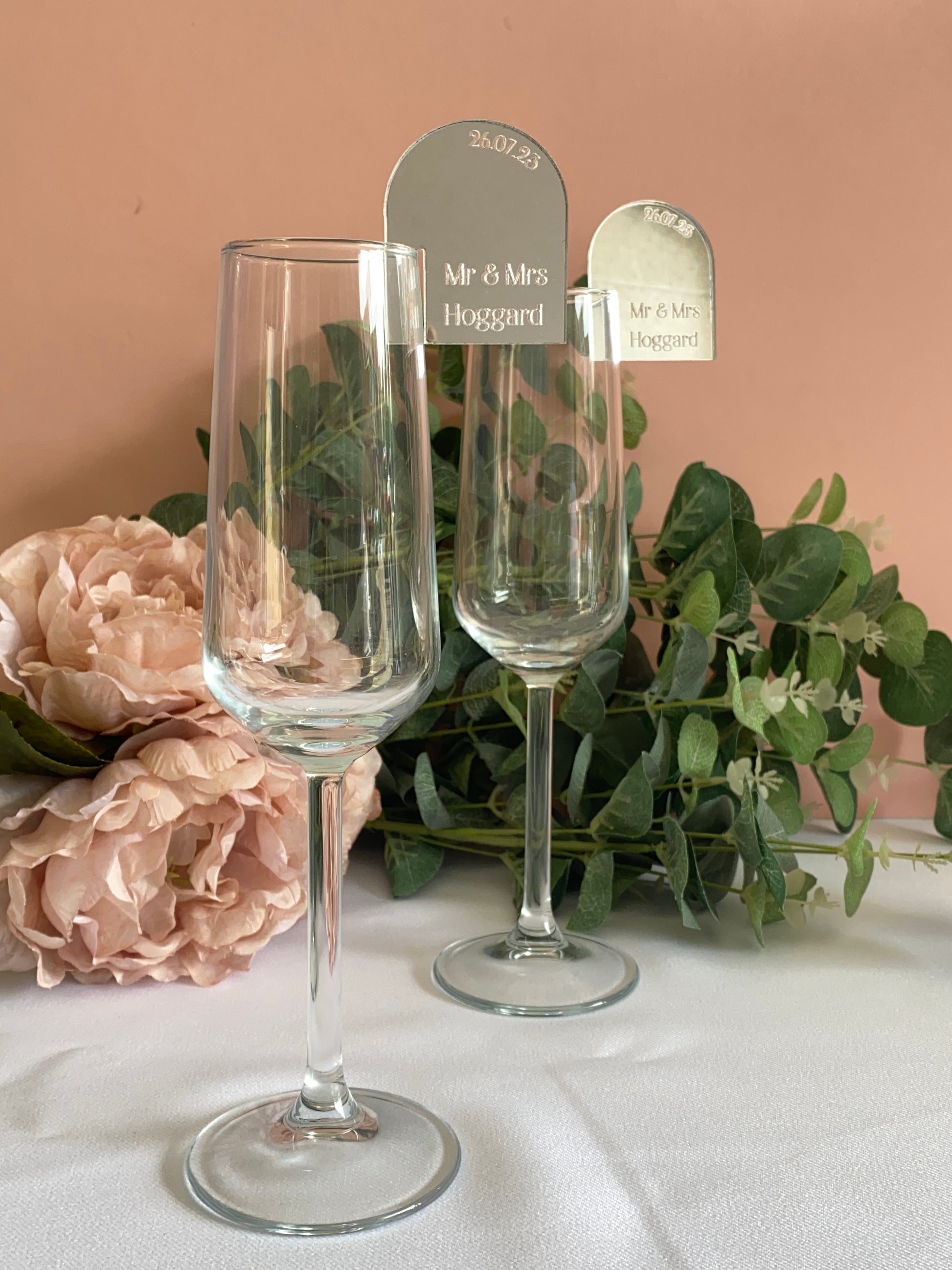 Wedding Place Settings - silver acrylic Wedding place cards with engraved names and wedding date