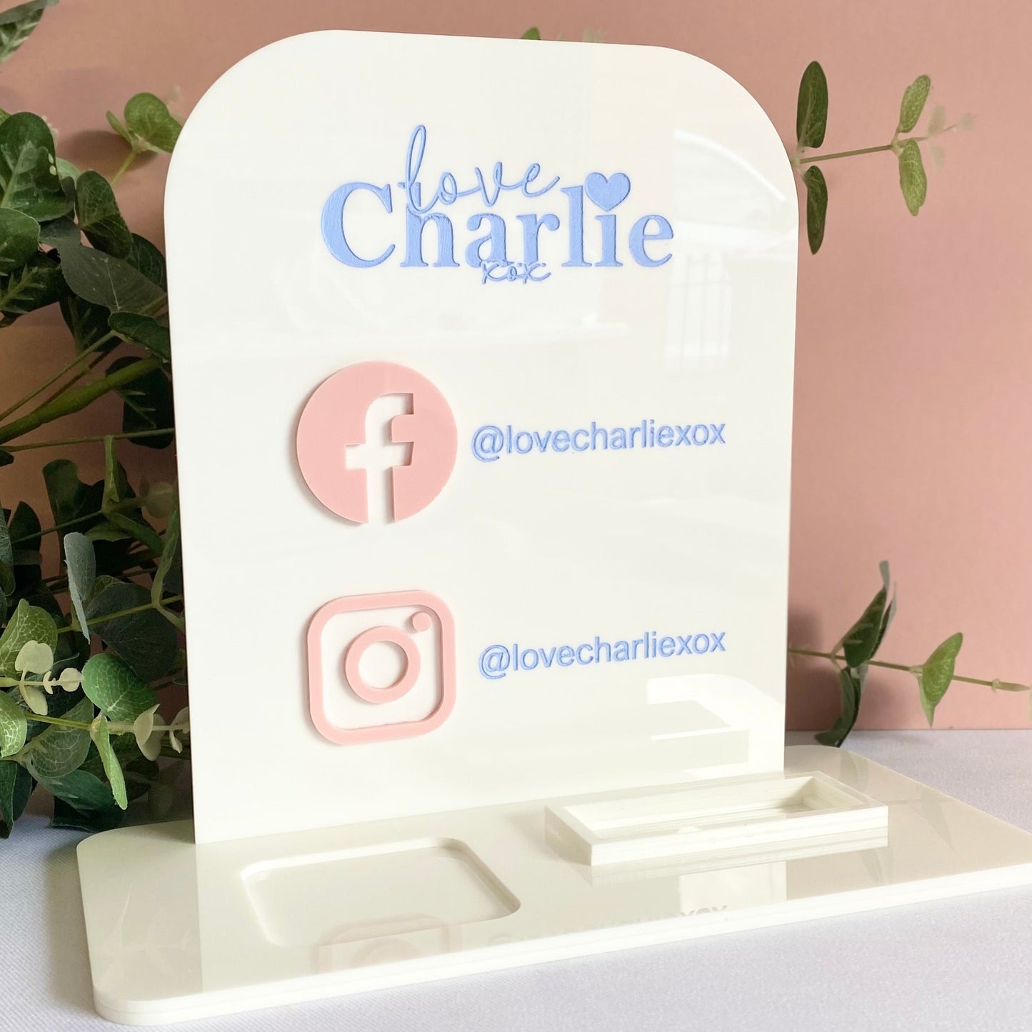 Social Handle Business Station